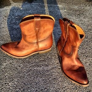 Frye Billy Short Western Leather  Boots 9 B